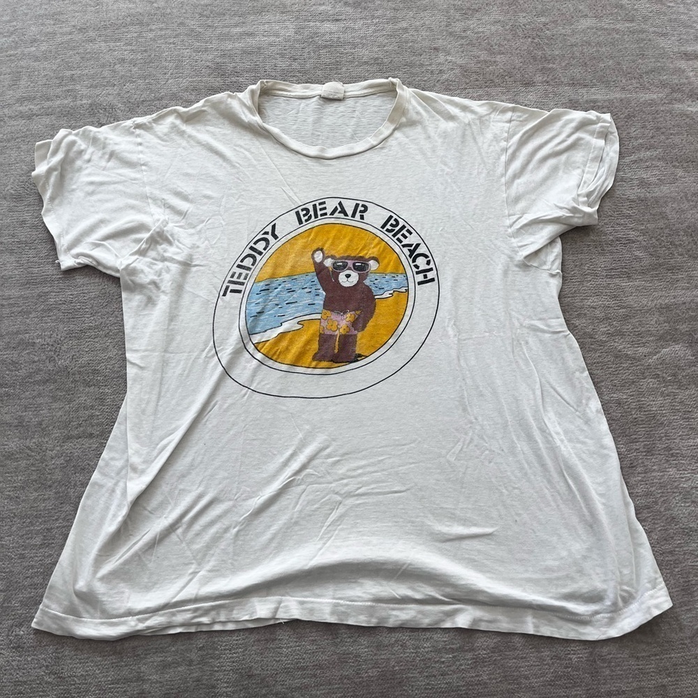Vintage Sherry Teddy Bear Beach Single Stitch Tee
